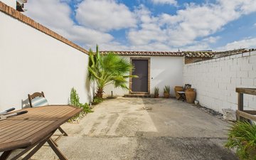 Property slide 21