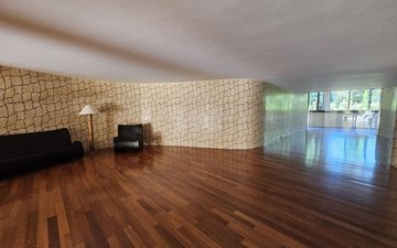 Property slide 30
