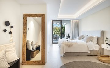 Slajd nieruchomości 25