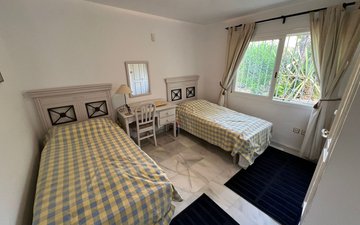 Property slide 20