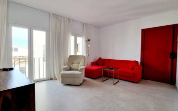 Property slide 16