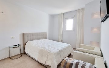 Property slide 8