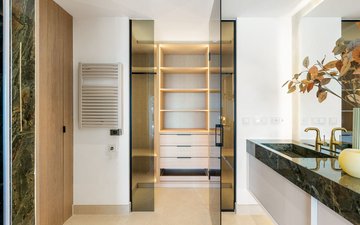 Property slide 20