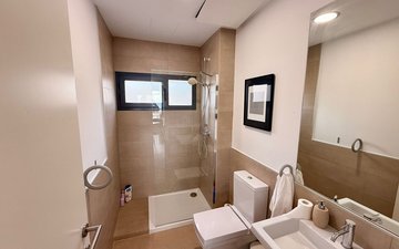 Slajd nieruchomości 16