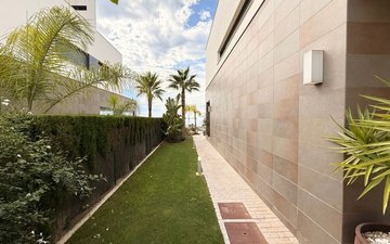 Slajd nieruchomości 22