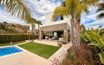 Slajd nieruchomości 4