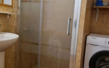 Property slide 21