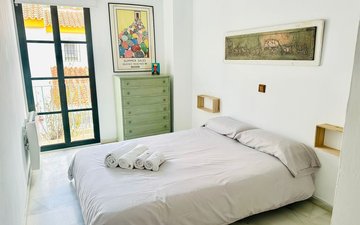 Property slide 21