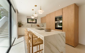 Property slide 14