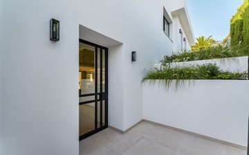 Property slide 36