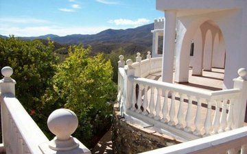 Property slide 11