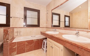 Property slide 10