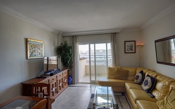 Property slide 10