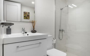 Property slide 16