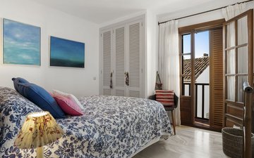 Property slide 18