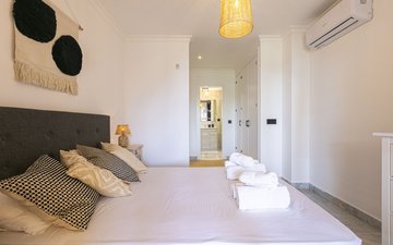 Property slide 21