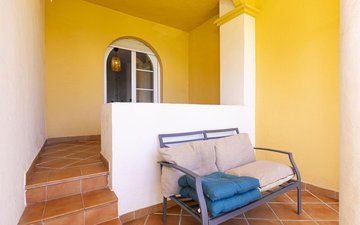 Property slide 32