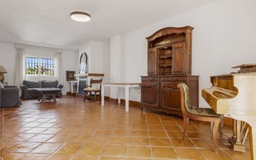 Property slide 5