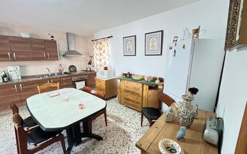 Property slide 5