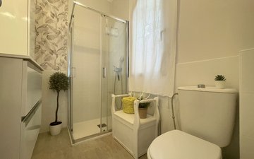 Property slide 25