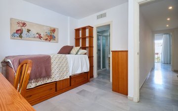 Property slide 17