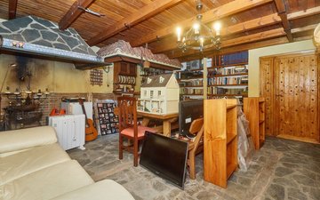 Property slide 25