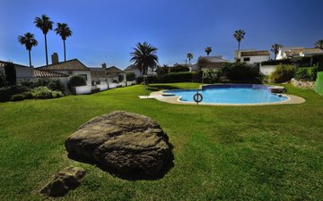 Property slide 31