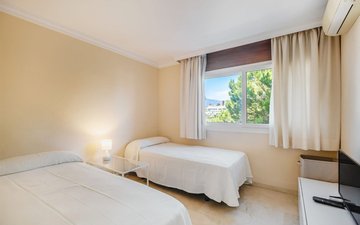 Property slide 10