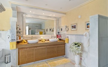 Property slide 16