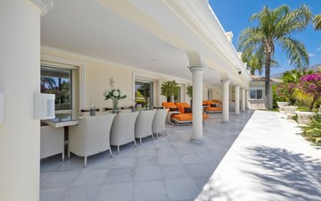 Property slide 46