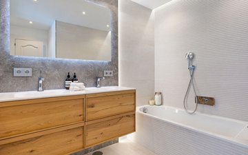 Property slide 47