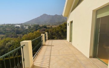 Property slide 17