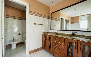 Property slide 19
