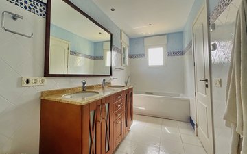 Property slide 24