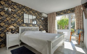 Property slide 15
