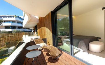 Property slide 6