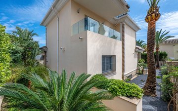 Property slide 29