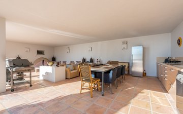 Слайд недвижимости 16