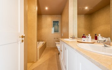 Слайд недвижимости 37