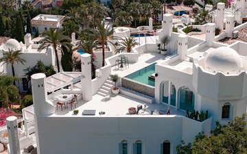 Property slide 14