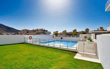 Property slide 10