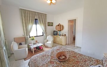 Property slide 14