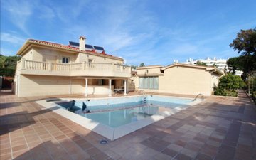 Property slide 19