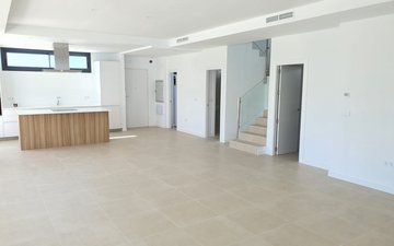 Slajd nieruchomości 16