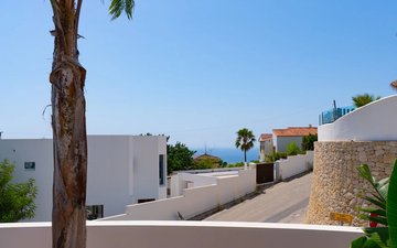 Property slide 47