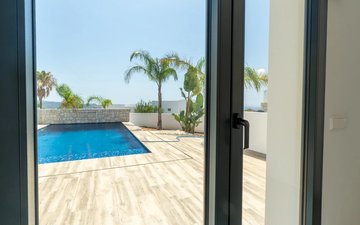 Property slide 18