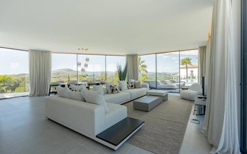 Property slide 17