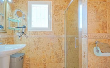 Property slide 17