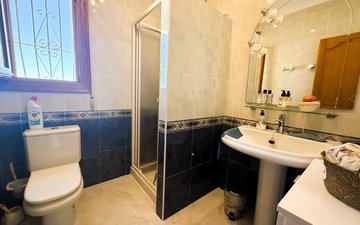 Property slide 15
