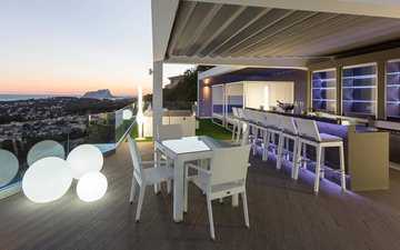 Slajd nieruchomości 9